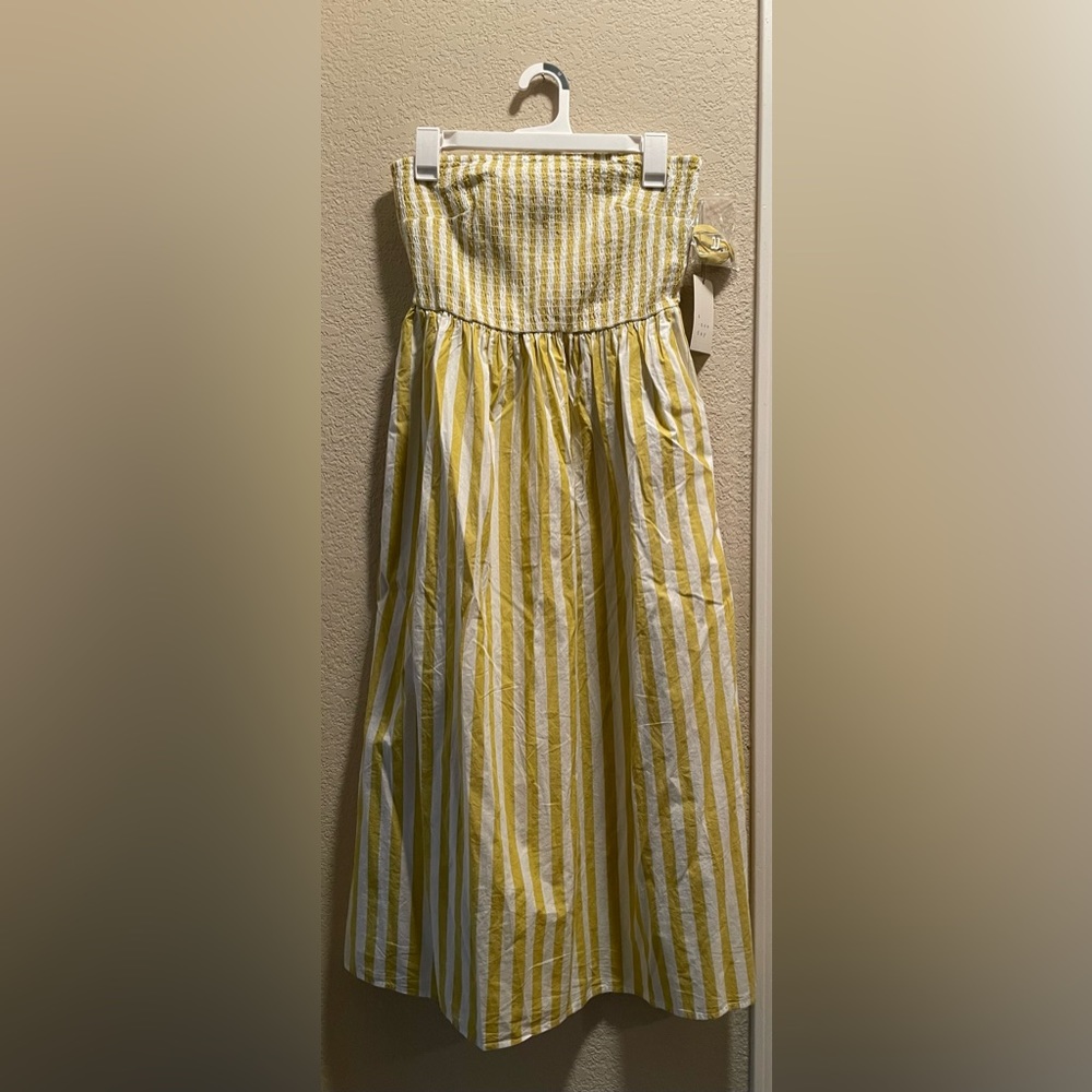 Women's Strapless Smocked Tube Sundress - A New Day Yellow/White
Striped Small